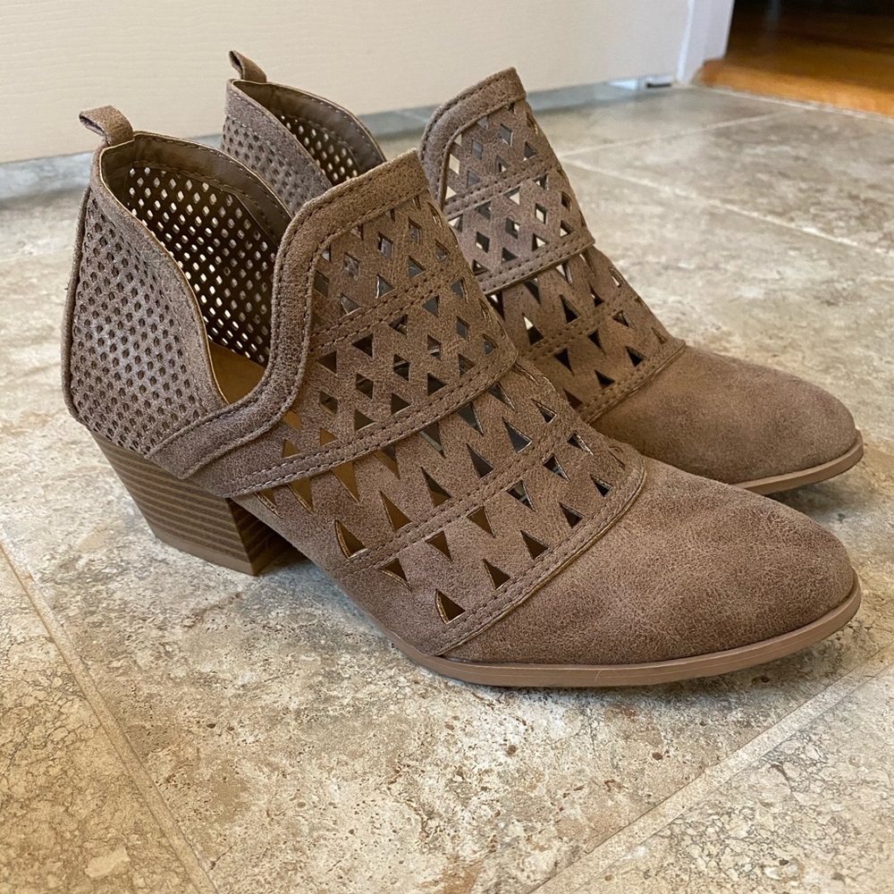 Brown bootie